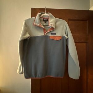 COPY - Patagonia womens Two-Tone Fleece snap